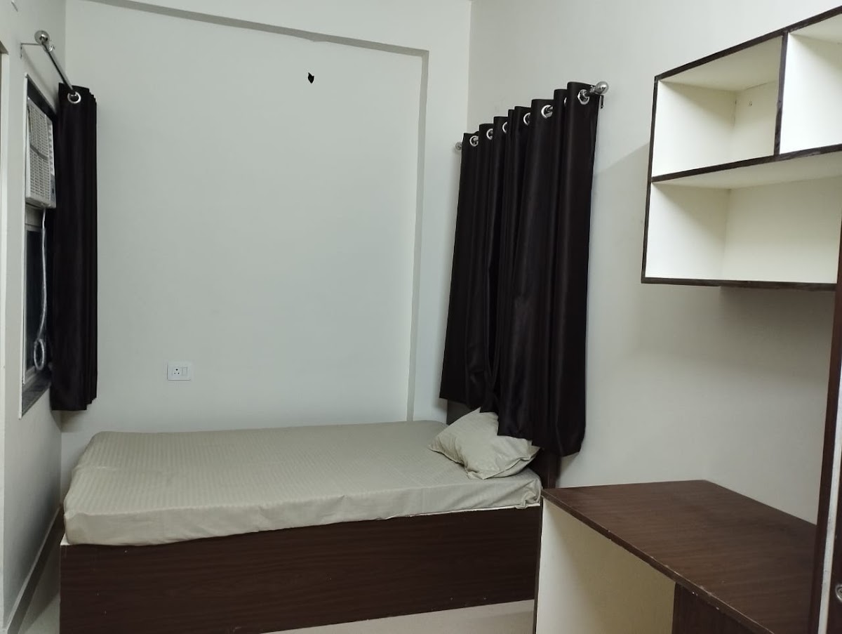 Galaxy sky girls hostel – Girls PG in Kota preview photo 1