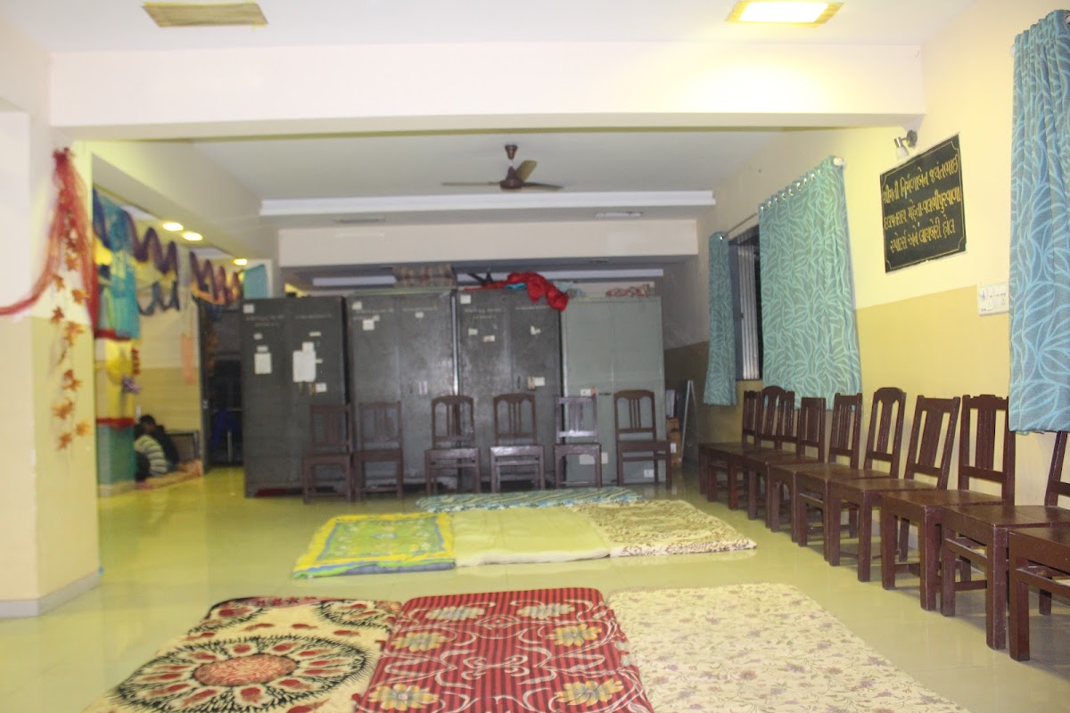United Jain Students Home – Boys PG in Mumbai preview photo 2