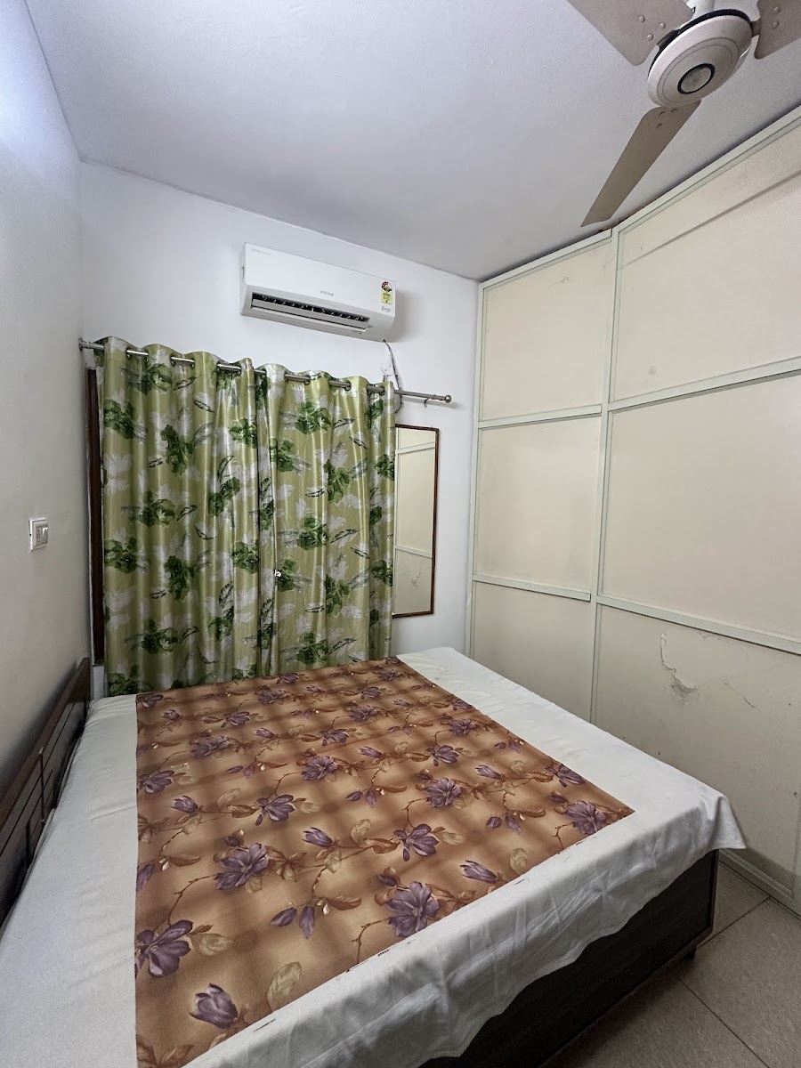 Aunty’s Girls Pg Chandigarh preview 2