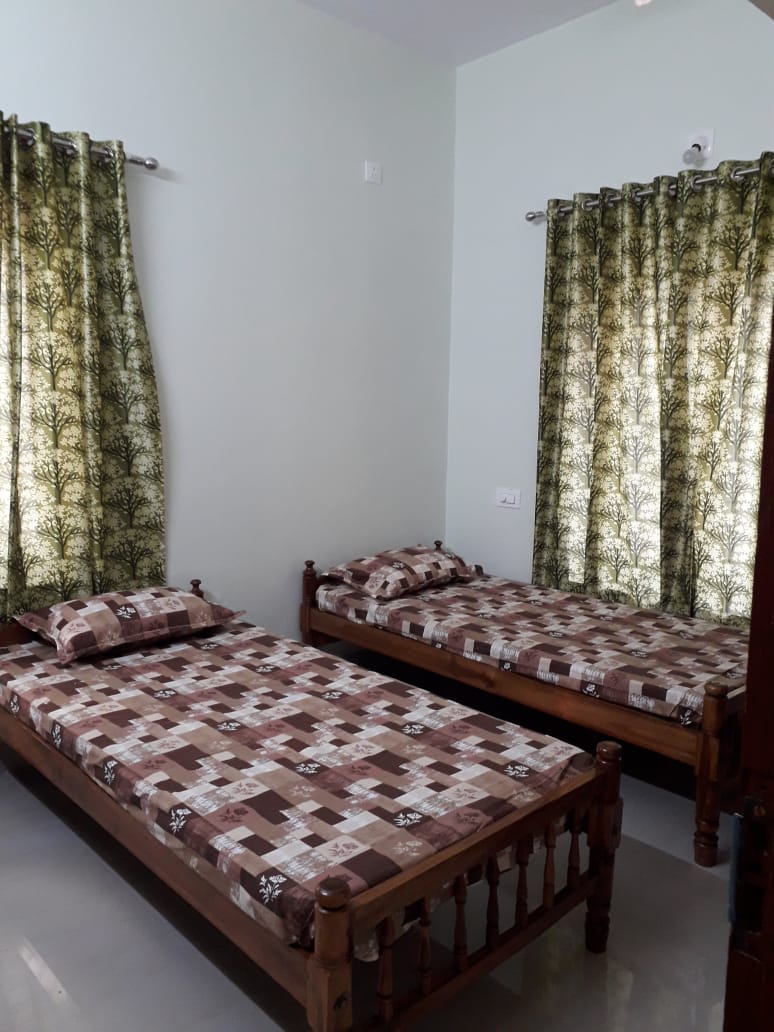 Harichandanam | P G Accomodation for Ladies – Girls PG in Thiruvananthapuram preview photo 1