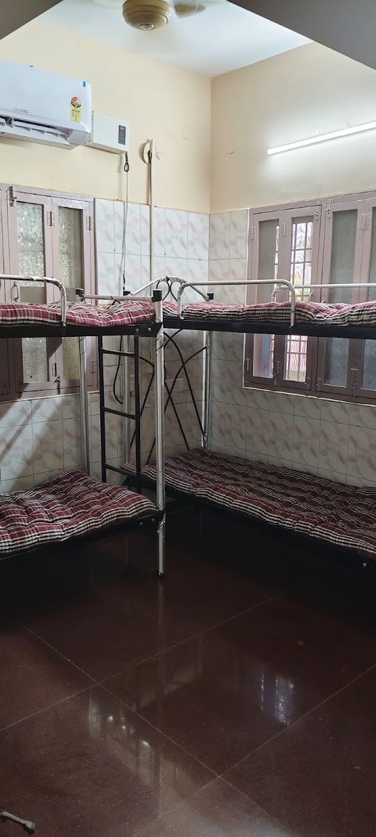 Lucky Girls hostel & women PG – Girls PG in Chennai preview photo 1