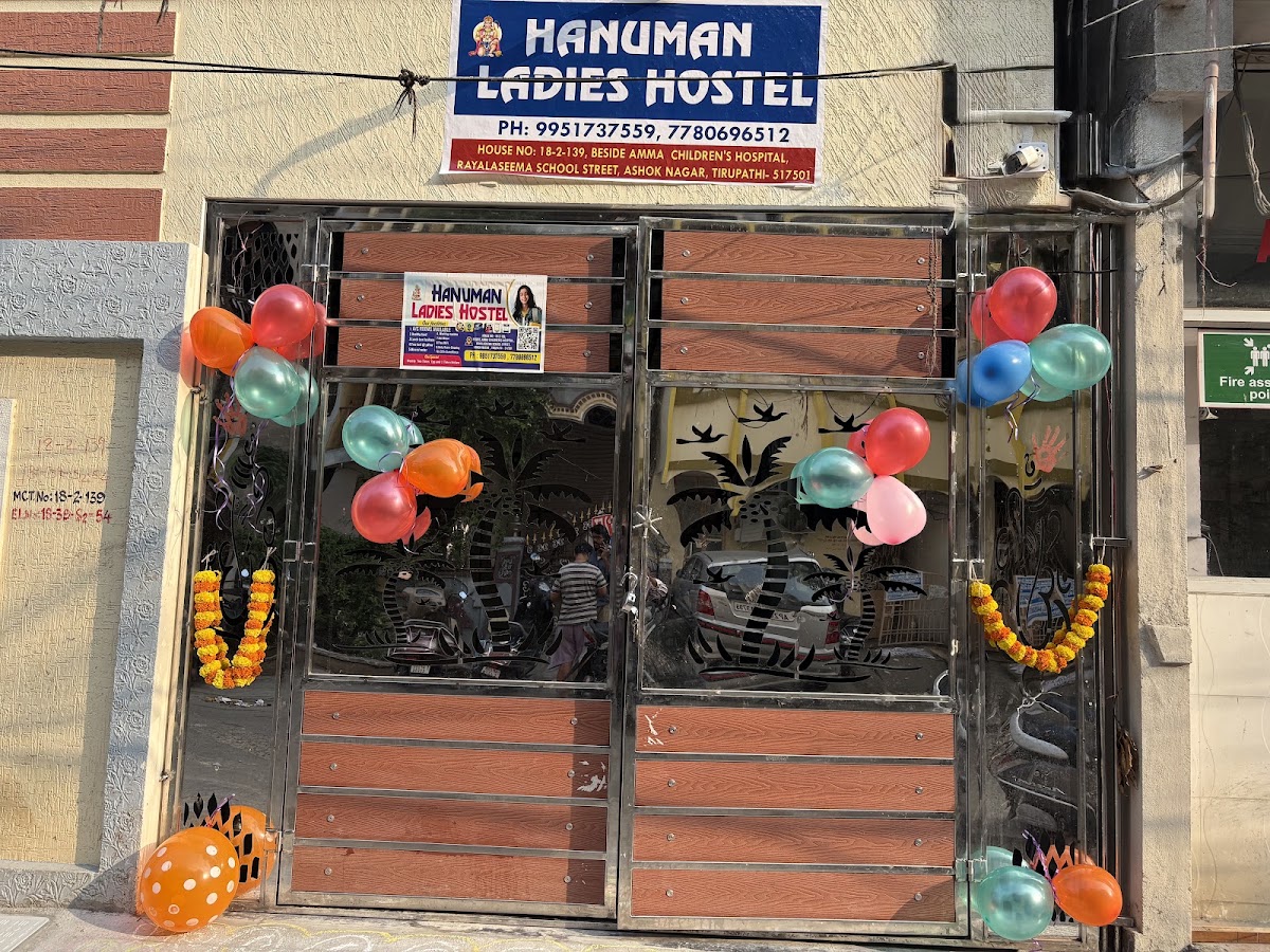 Hanuman Ladies Hostel