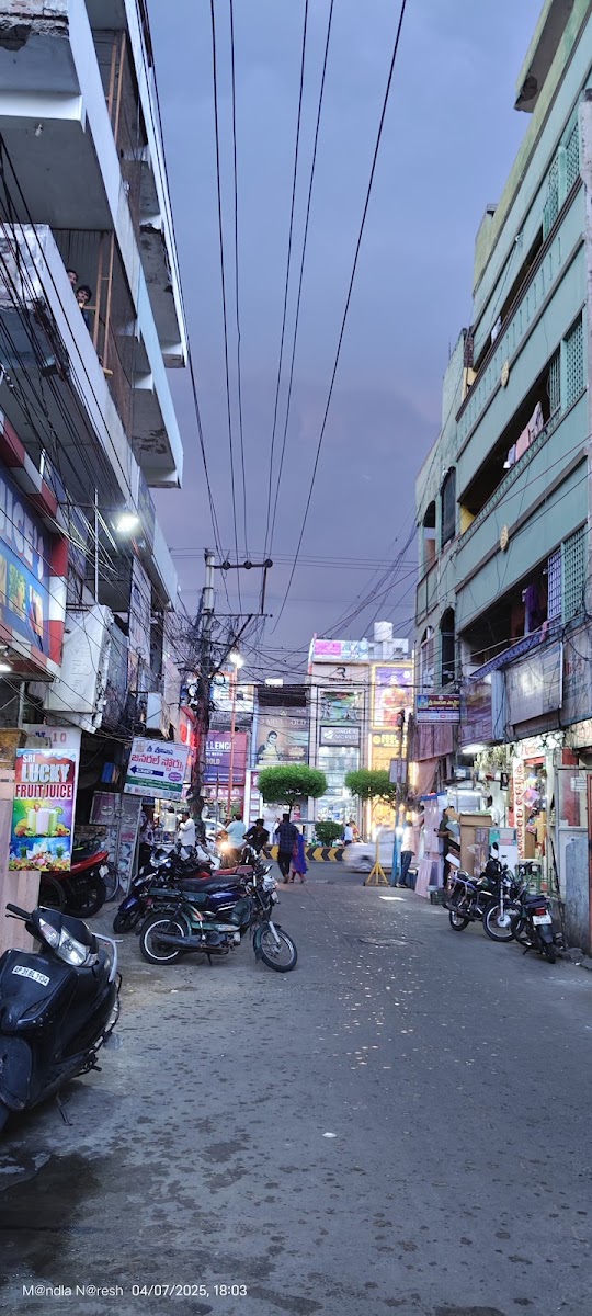 RK Luxury Boys Hostel – Boys PG in Vijayawada preview photo 2
