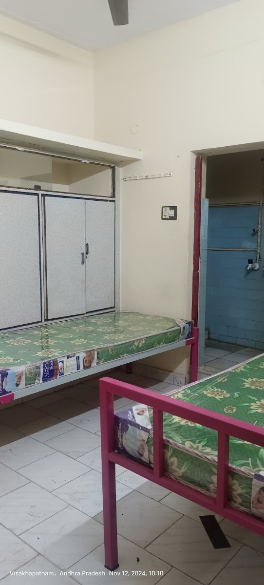 STAR STAY LADIES HOSTEL – Girls PG in Visakhapatnam preview photo 1