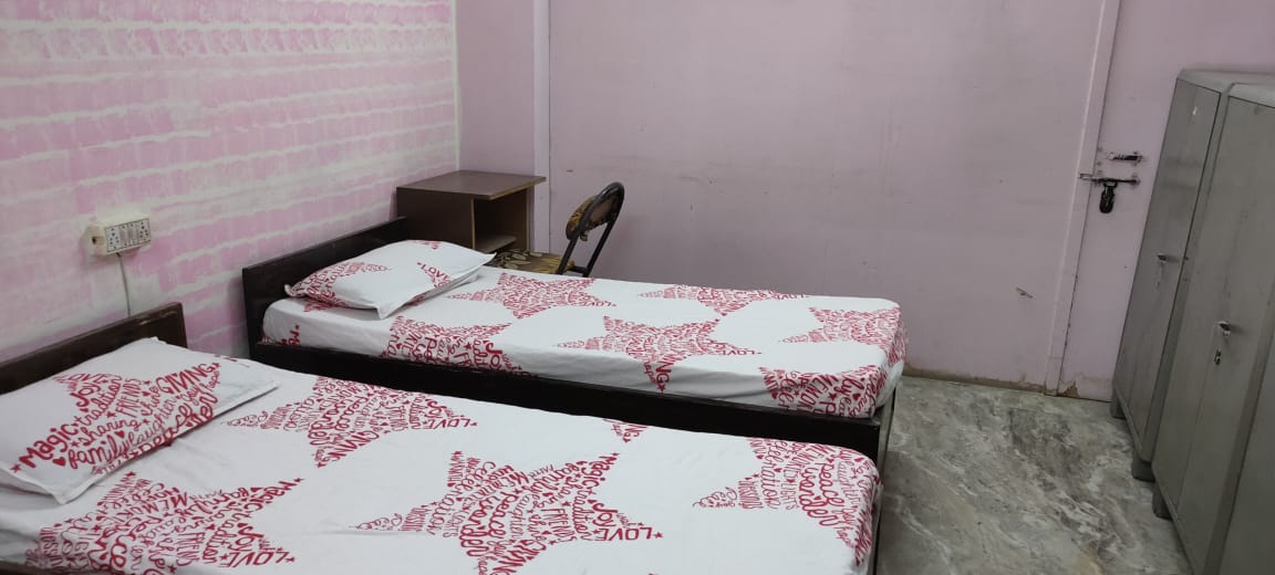 Om Sadan Paying Guest for Girls – Girls PG in Delhi preview photo 1