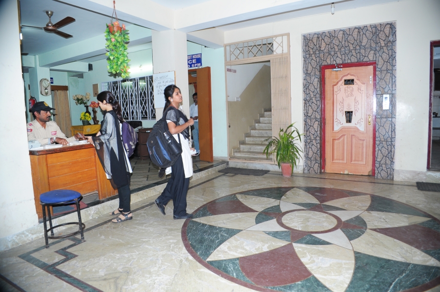 RC Girls Hostel – Girls PG in Jabalpur preview photo 2