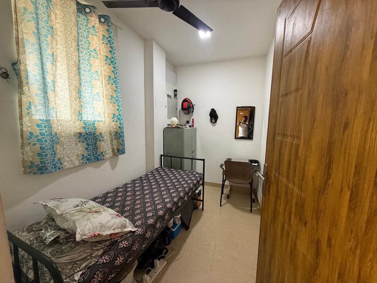 LE Mansion (Men’s PG / Hostel) – Boys PG in Coimbatore preview photo 1