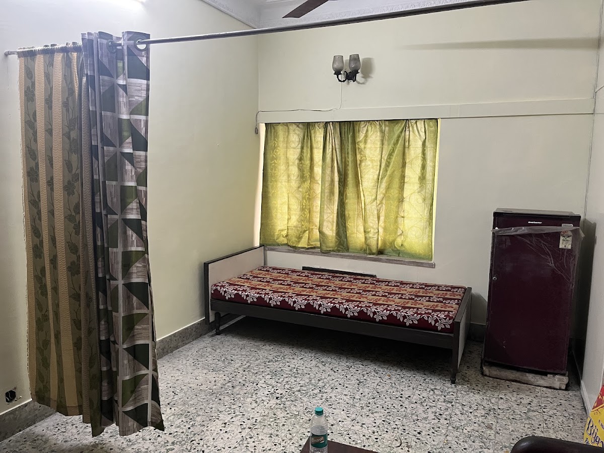 A Ghosh's Paying Guest for Ladies