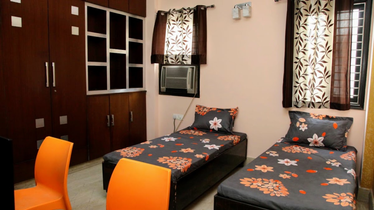 North Campus Girls PG - Premium Girls Hostel in Delhi University