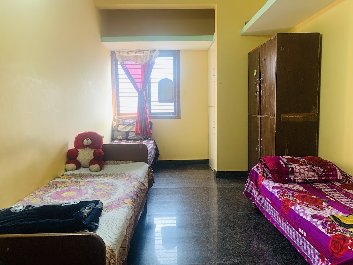 Vighna Raja homely ladies pg – Girls PG in Bengaluru preview photo 1