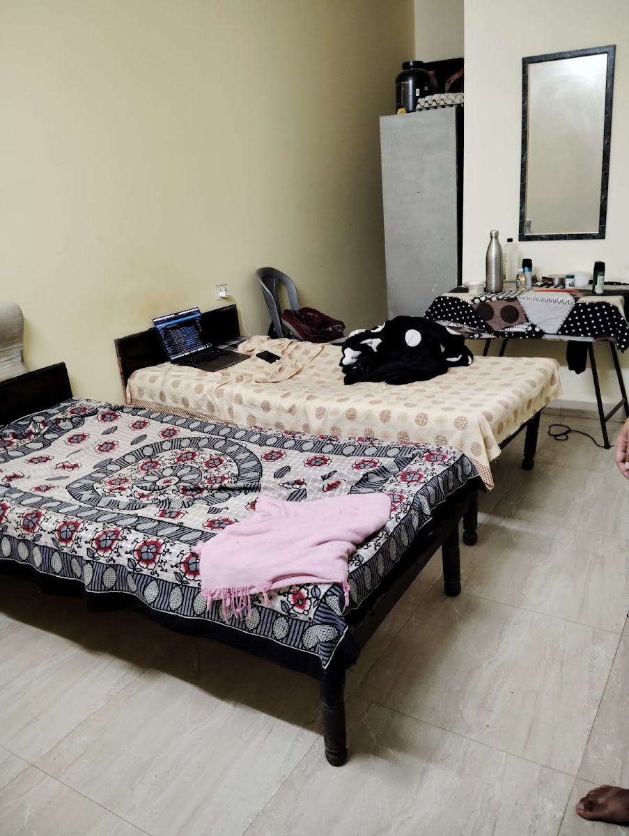 Hi Tech PG for Boys and Girls – Co-ed in Gurugram preview photo 1
