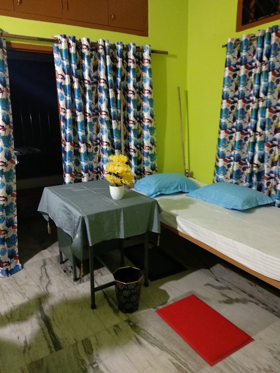 Paying Guest for Male persons
