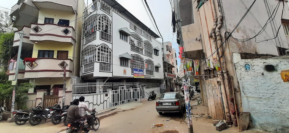 MN Boys Hostel preview 2