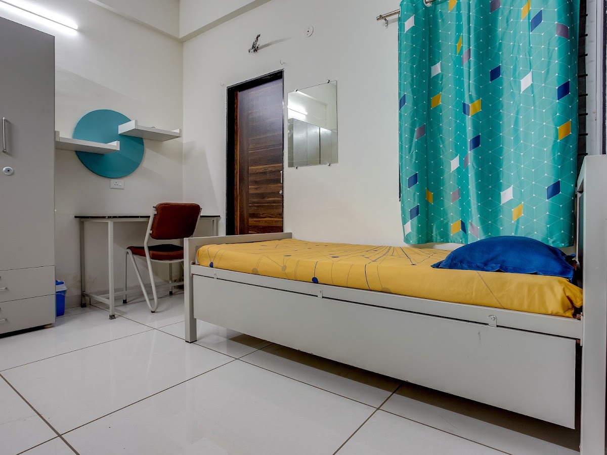 Stanza Living Santa Barbara House | Boys PG Near Sharma Academy Bhanwar Kua preview 1