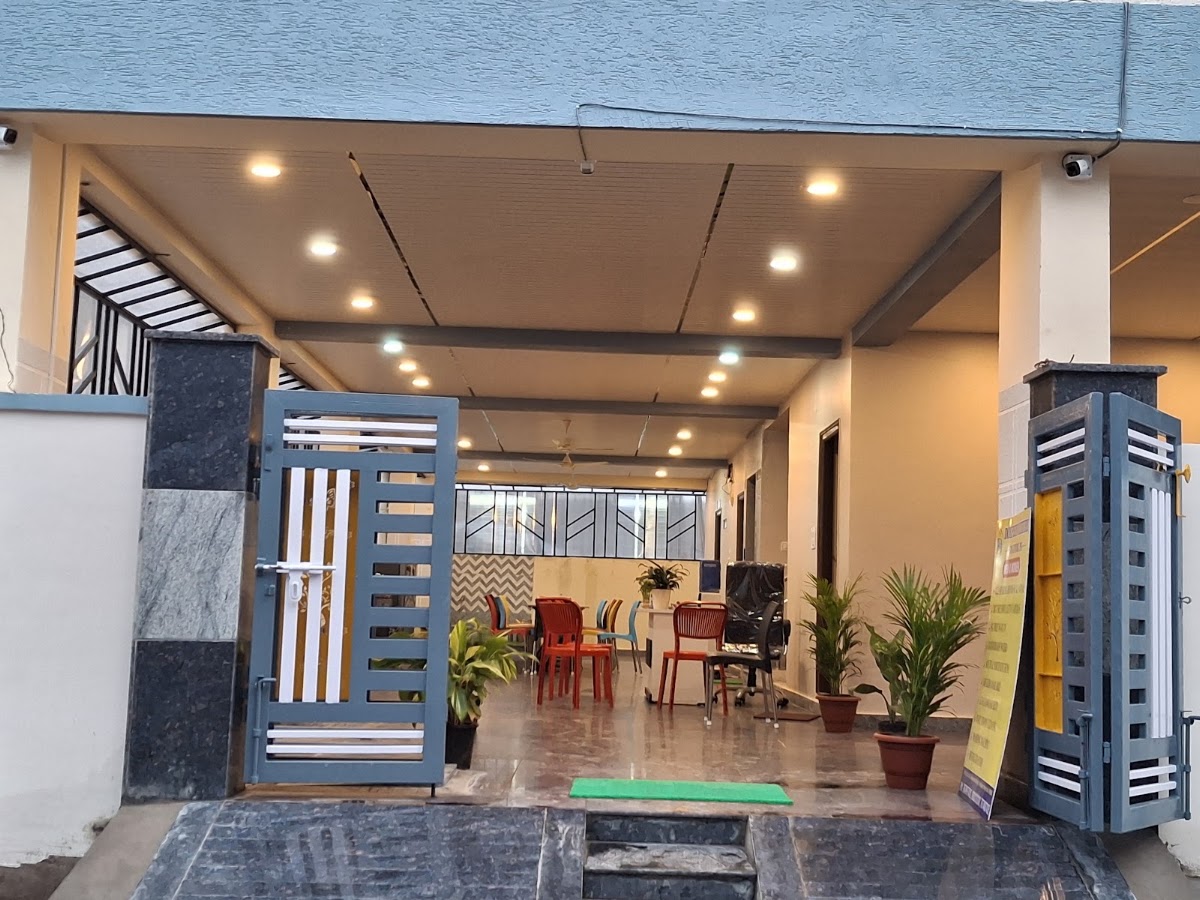 Dolphin Luxury Co-Living PG – Co-ed in hyderabad preview photo 2