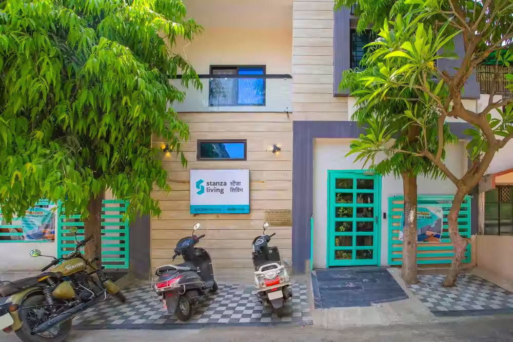 Stanza Living Kolding House | Girls PG Near Aakash Institute Geeta Bhawan