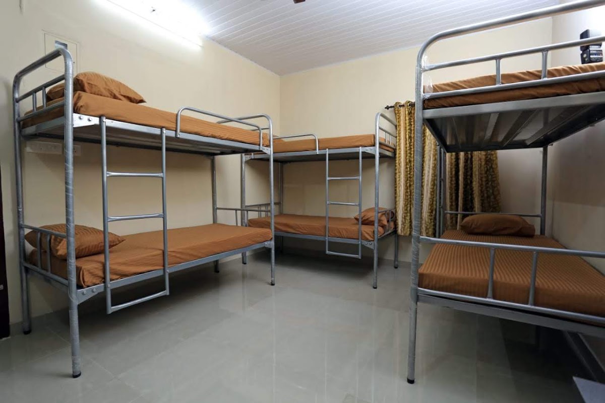 StayMate Gents Hostel – Boys PG in Kochi preview photo 1
