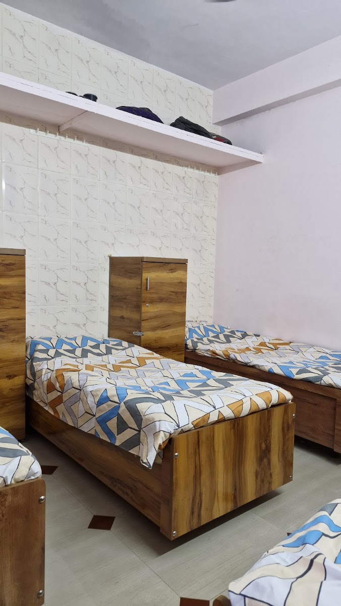 Akshar Bhavan Boys and Girls PG – Co-ed in Rajkot preview photo 2