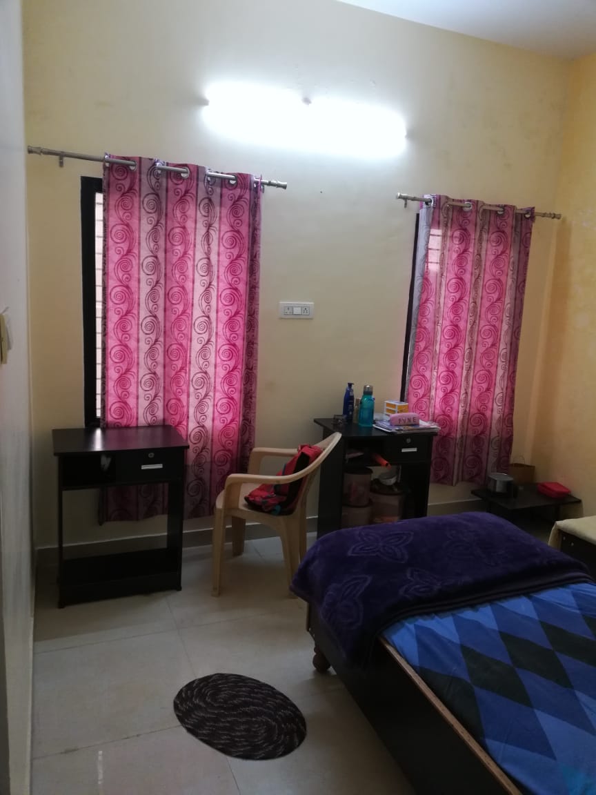 S.D Girls Hostel and Working Women PG with Dorms facility for Females only – Girls PG in Raipur preview photo 1
