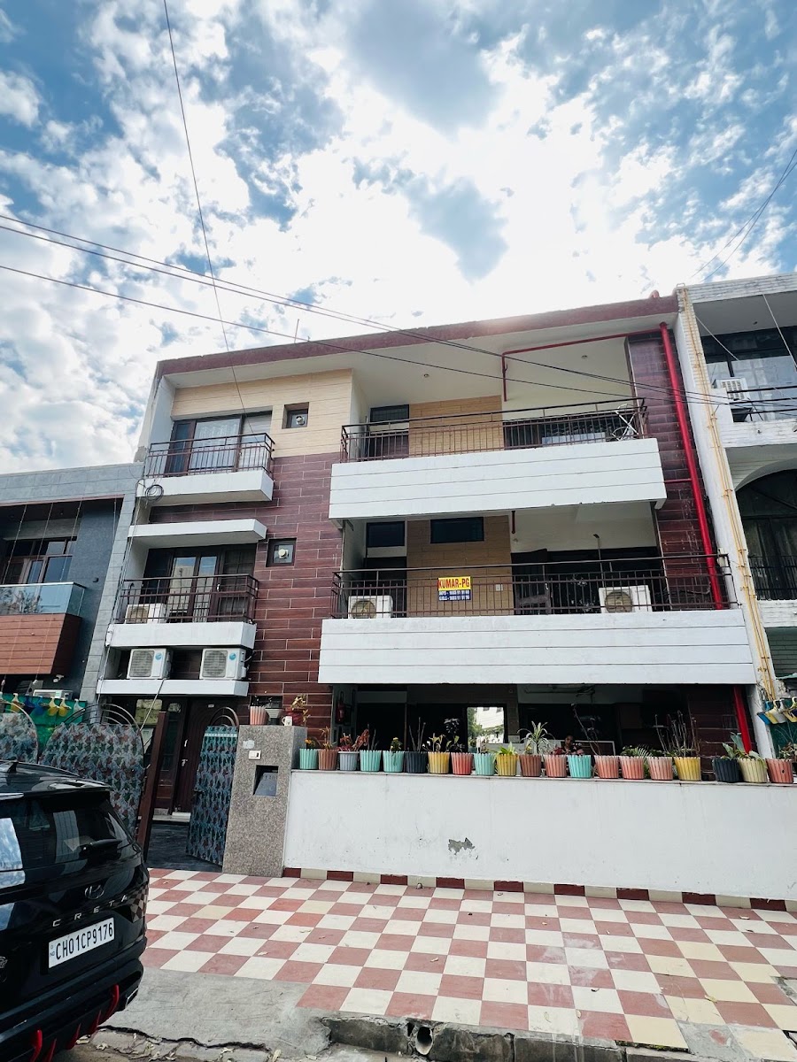 1305 KUMAR PG & HOSTEL FOR GIRLS