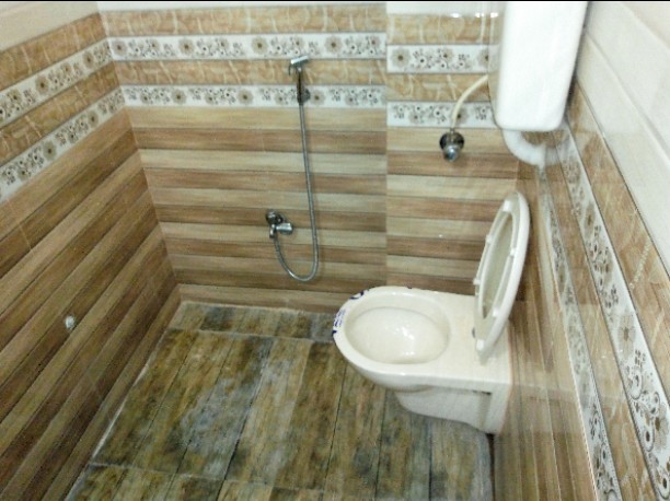PAYING GUEST IN BORIVALI preview 2