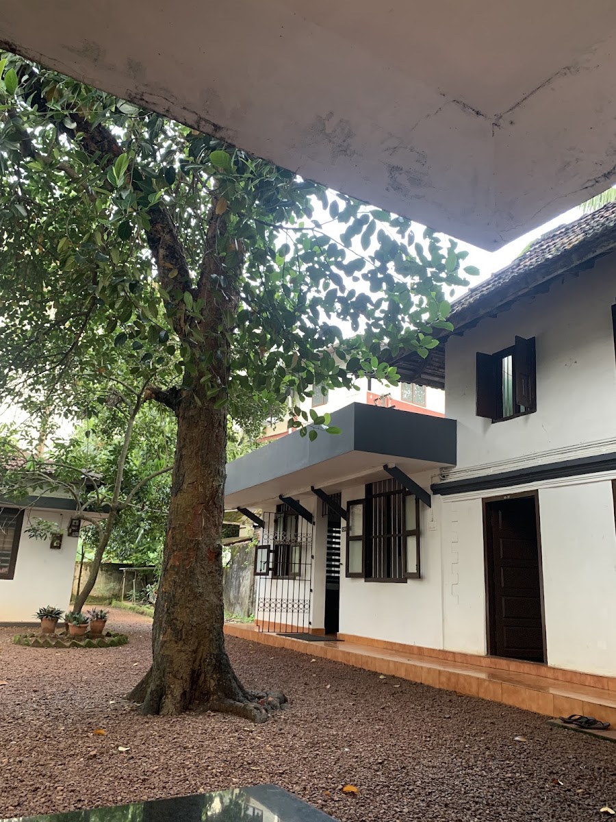 Anupama Ladies Hostel – Girls PG in kottayam photo 1