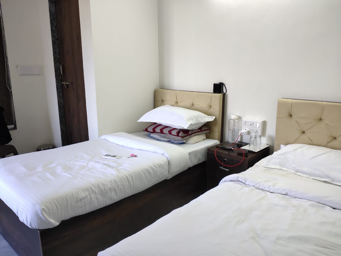 M Living PG (Kabaria Group) – Co-ed in Ahmedabad preview photo 1