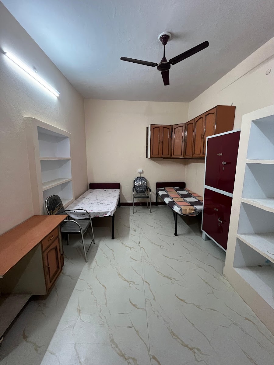 Her Space Living Girls PG & Hostel – Girls PG in Prayagraj preview photo 2