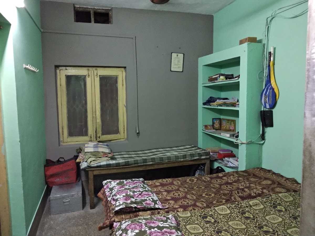 Seven Hills Boys Hostel preview 1