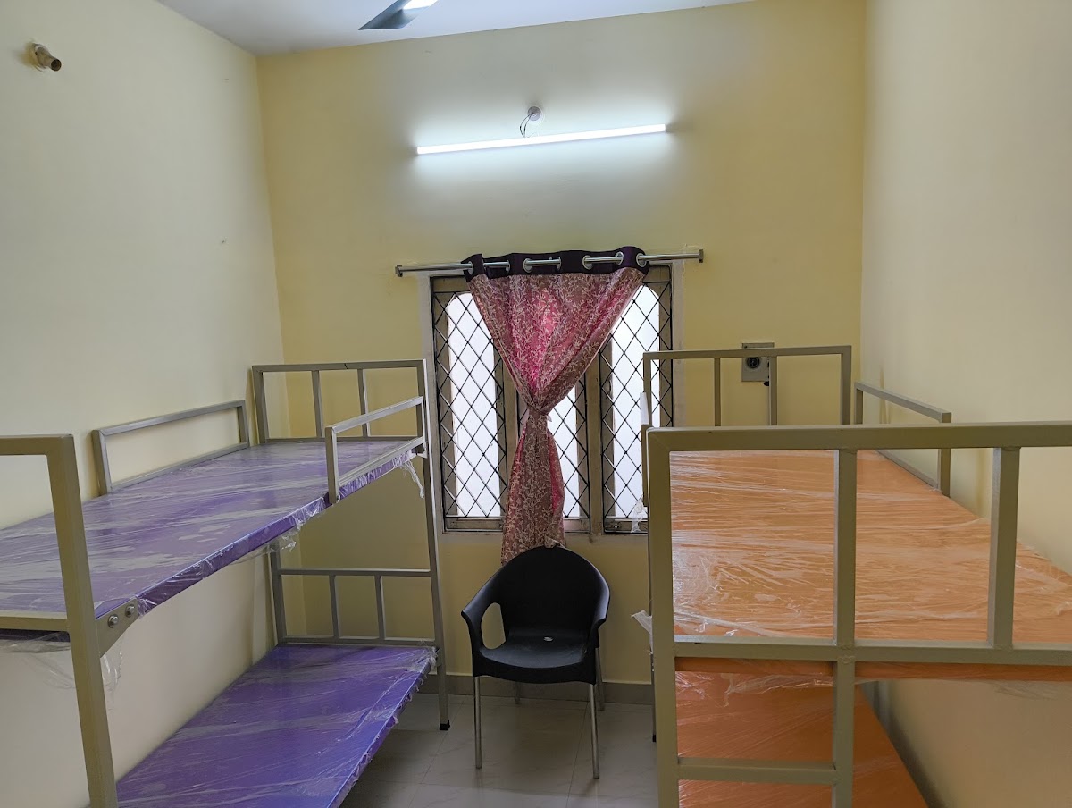 Haya womens in Trichy | Ladies hostel in trichy