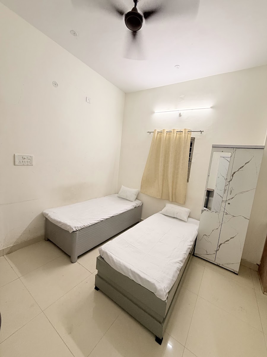 Mahesh Girls Hostel And PG – Girls PG in Bhopal preview photo 1