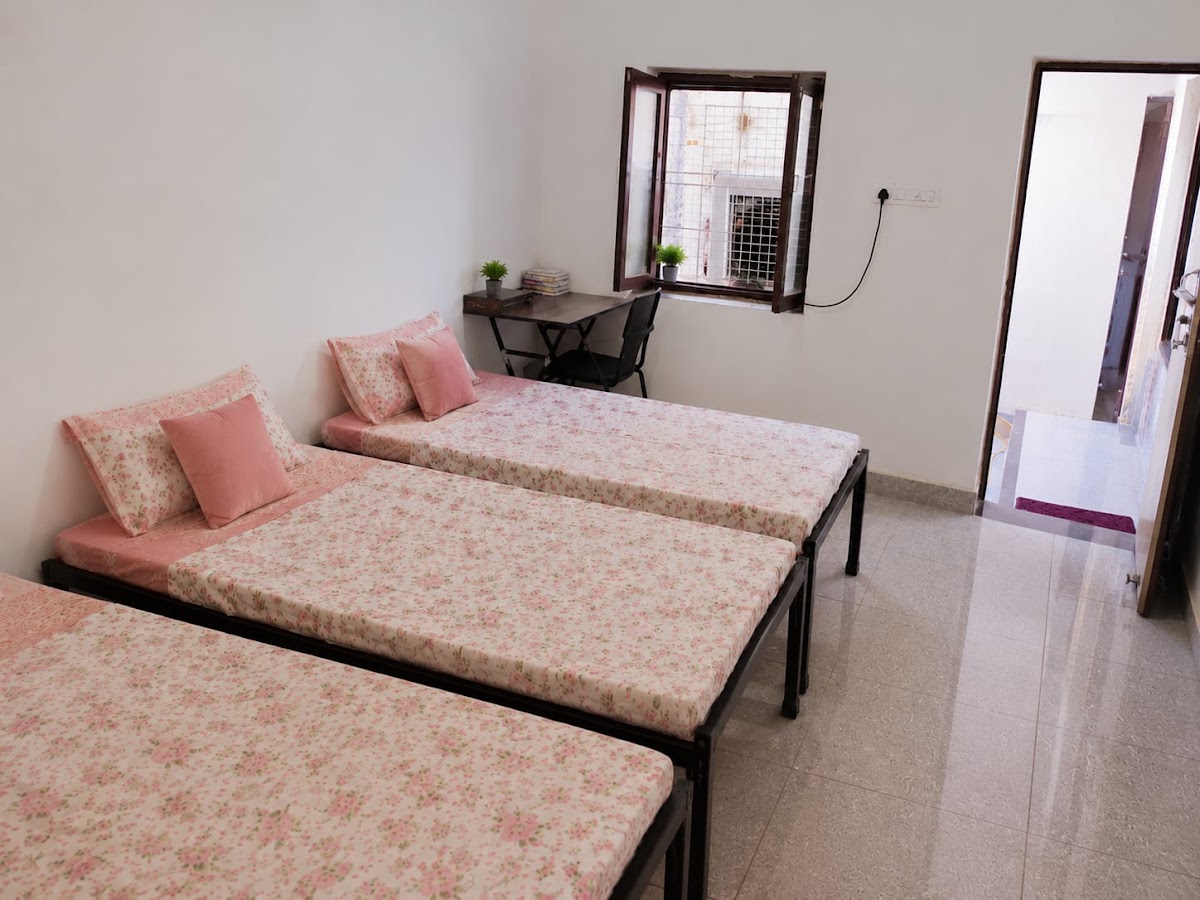Balaji Sarkar Girl's PG – Girls PG in Jodhpur preview photo 1