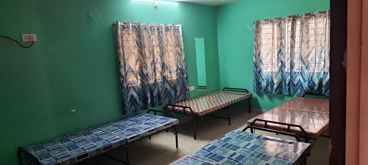 THIRUMALA BOYS HOSTEL – Boys PG in Vijayawada photo 1