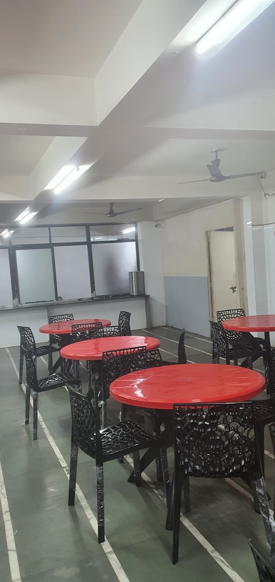 SAVALIYA BOYS HOSTEL – Boys PG in Rajkot preview photo 1