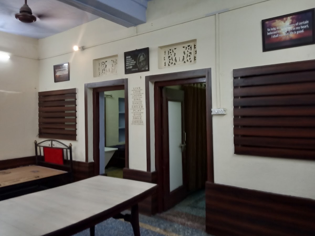 Shri Ramcharan Singh Boys P/G & Hostel – Boys PG in Gwalior preview photo 2