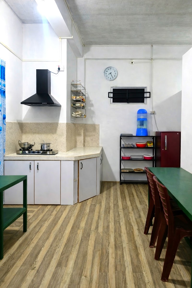 E&E Boys Hostel – Boys PG in Aizawl preview photo 1