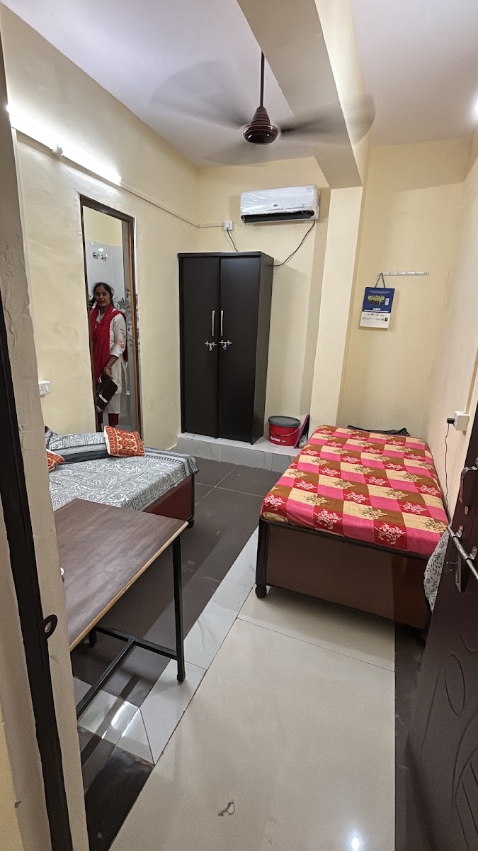 Royal Girls Hostel – Girls PG in Varanasi preview photo 1