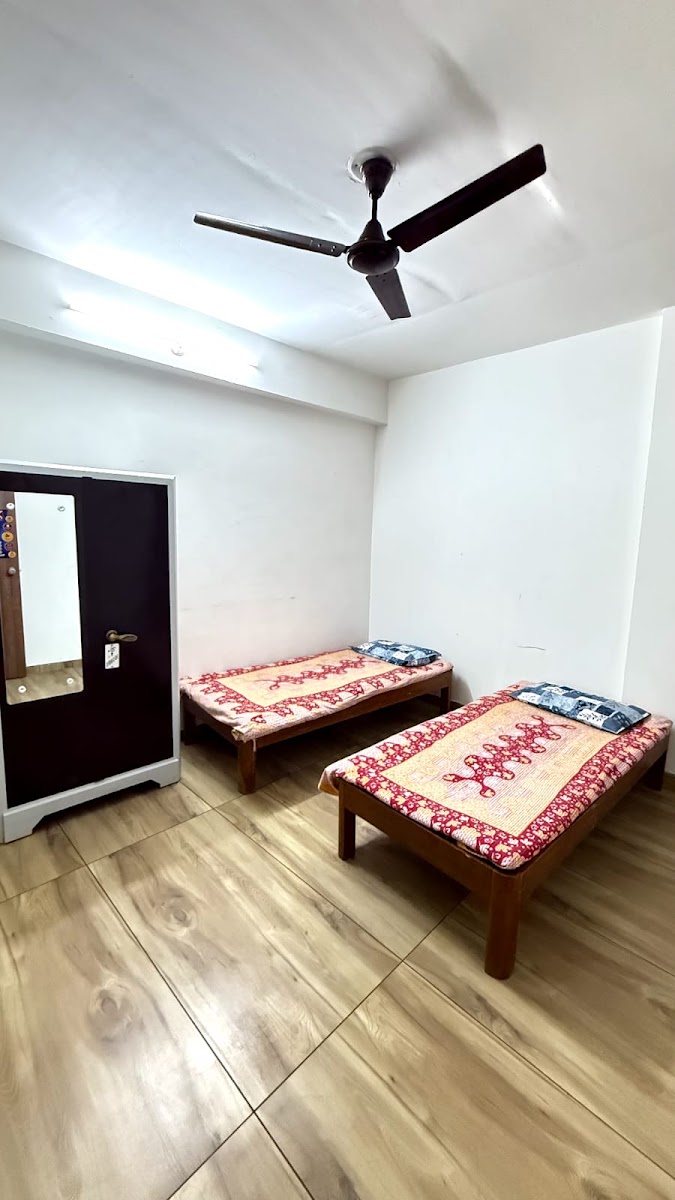Inner Calm House (Girls PG) – Girls PG in Surat preview photo 2