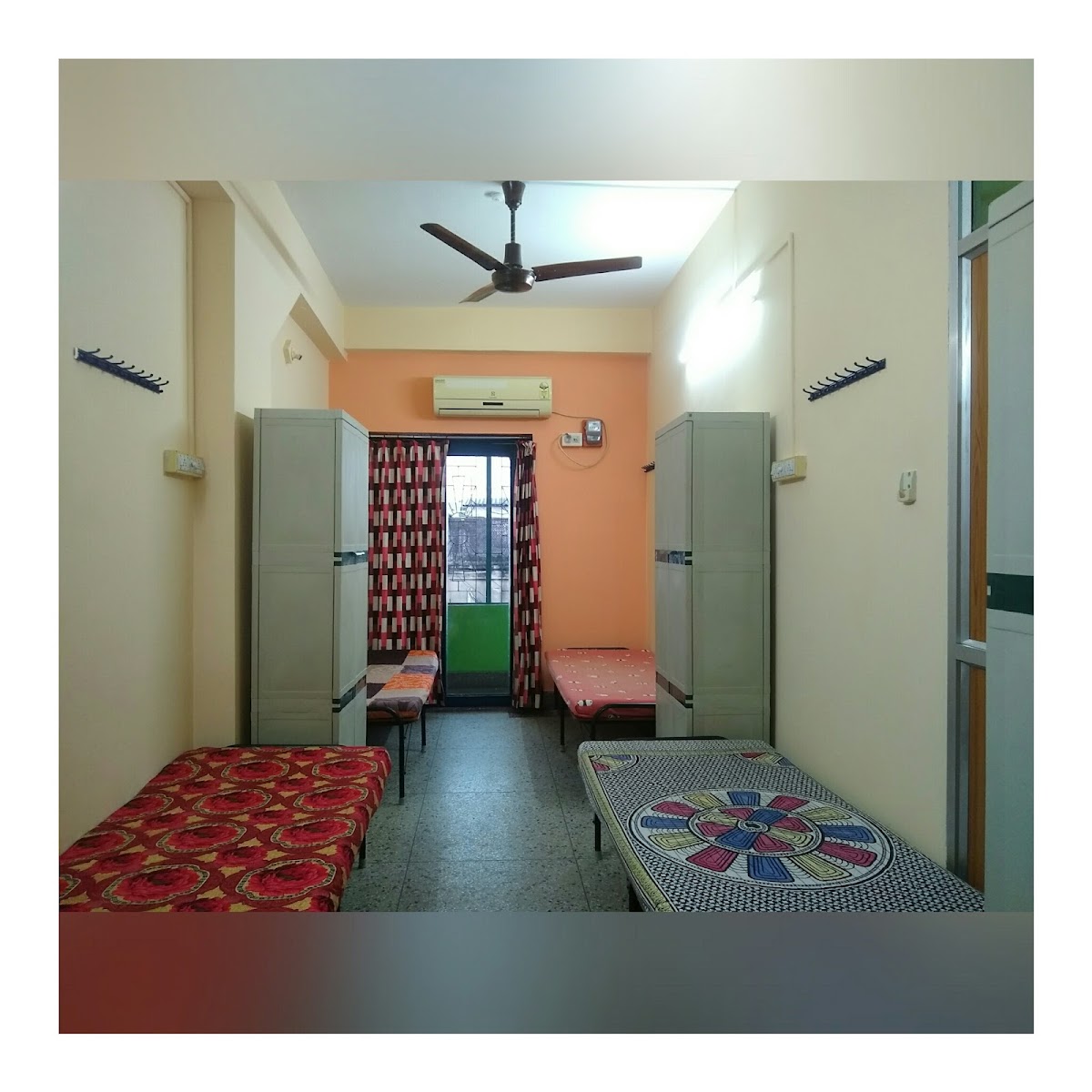 Peace Paying Guest (For Girls) - Bhawanipur preview 1
