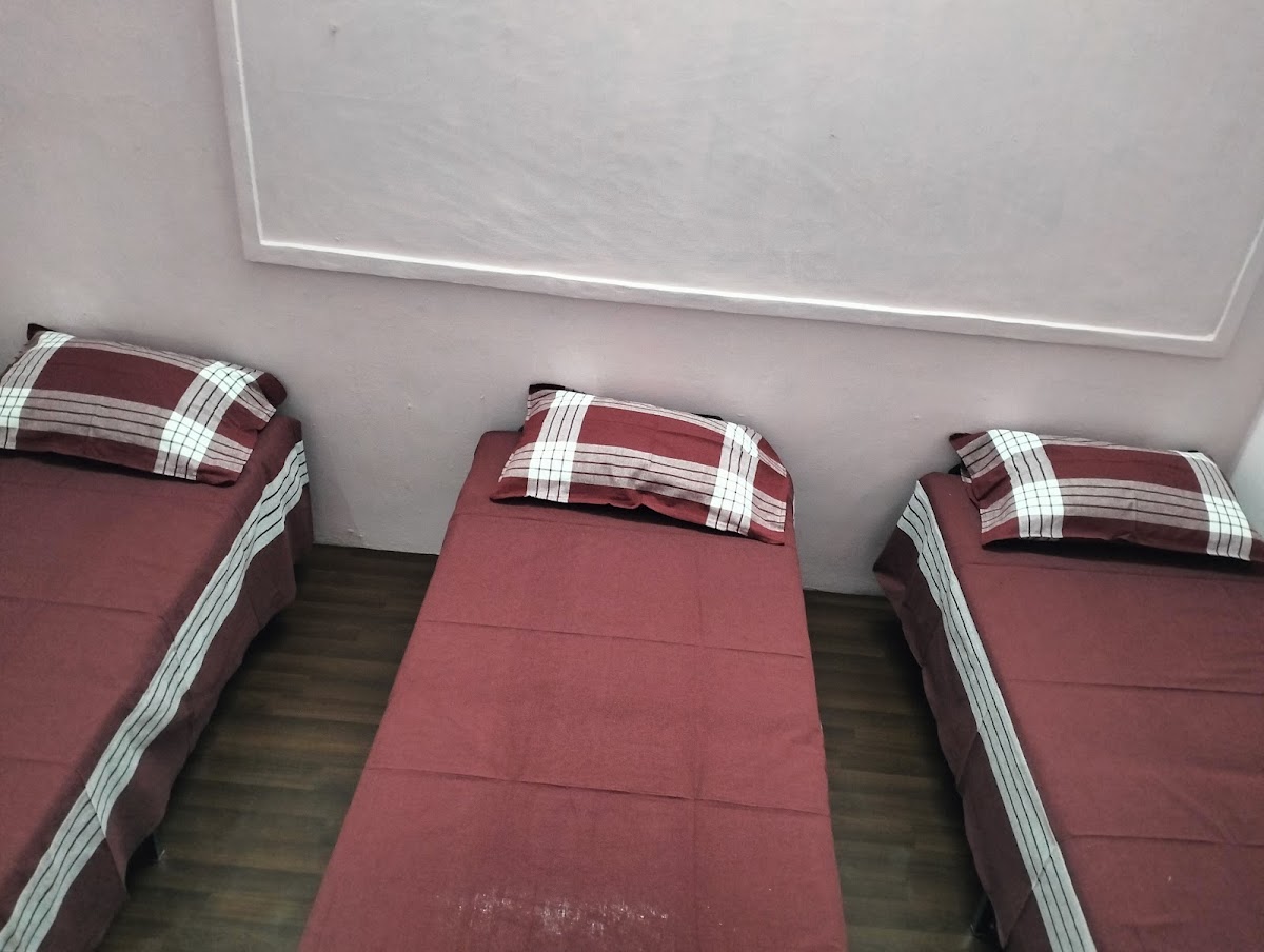 Sai Sadwik Deluxe Boys Hostel – Boys PG in Visakhapatnam preview photo 1