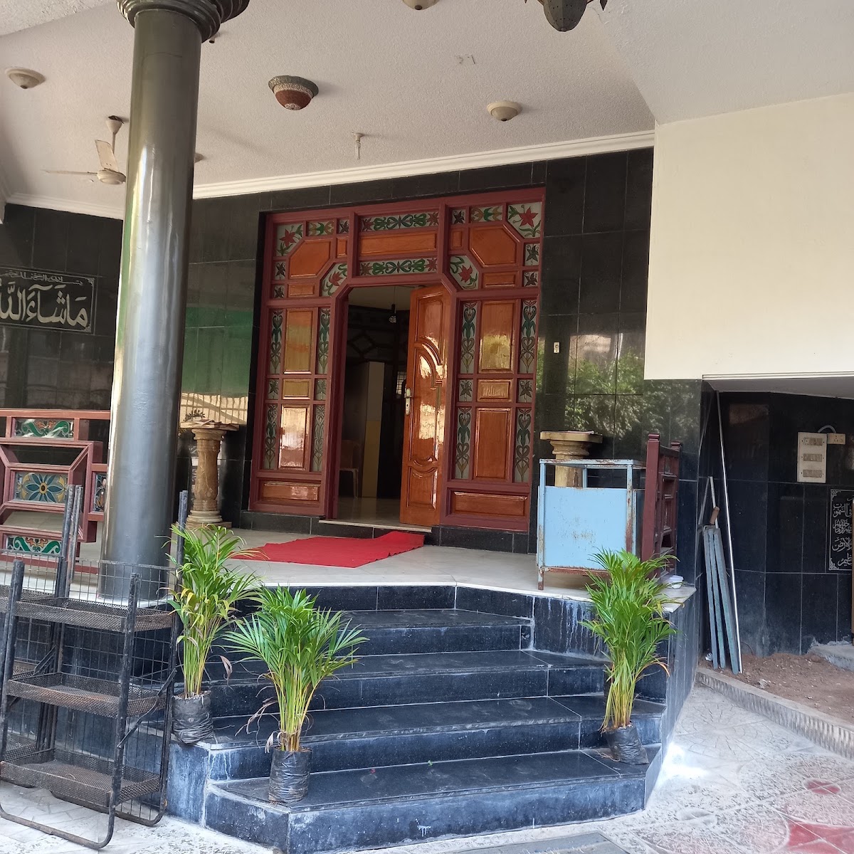 Sri Maha Ladies Hostel