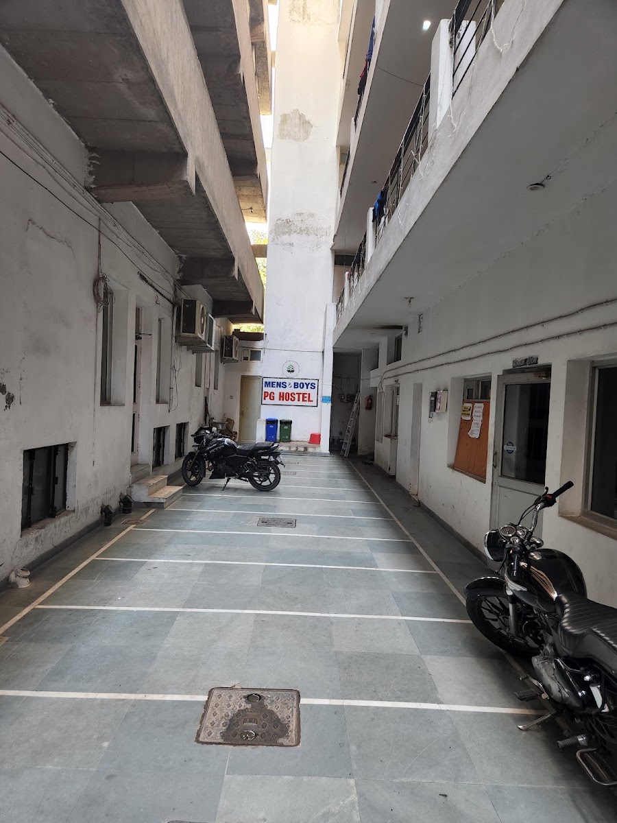 Mens and Boys PG Hostel
