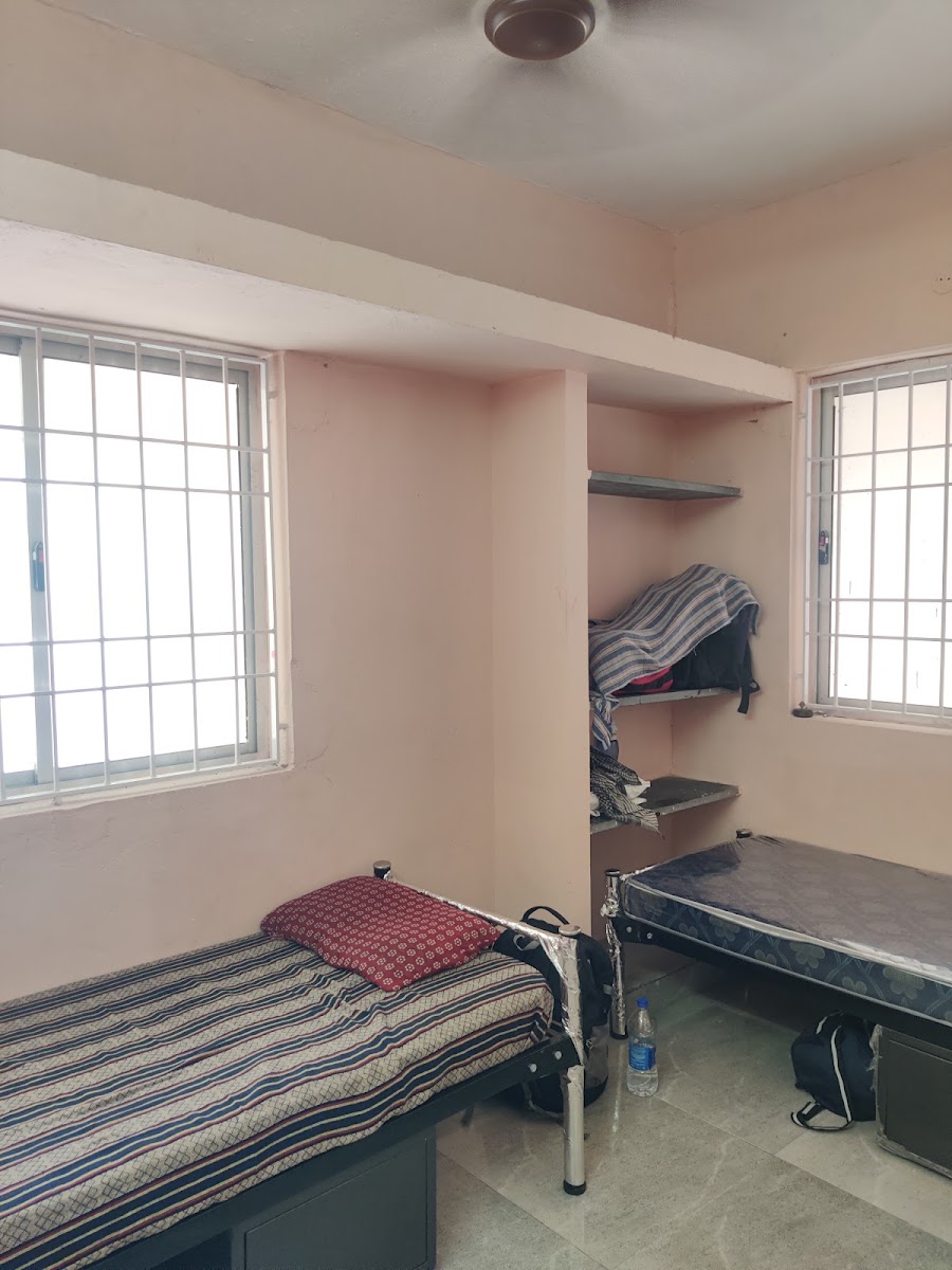 Amman Men's PG Hostel, Koyambedu, Virugambakkam preview 2