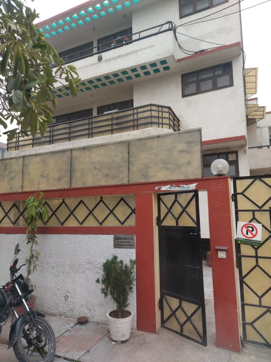 Shaurya Girls PG ! girls pg in noida sector 26 preview 2