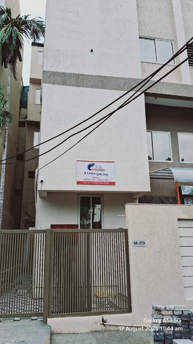 365 girls hostel – Girls PG in Bhopal preview photo 1