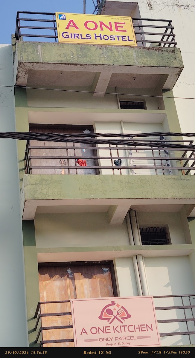 A one girls hostel