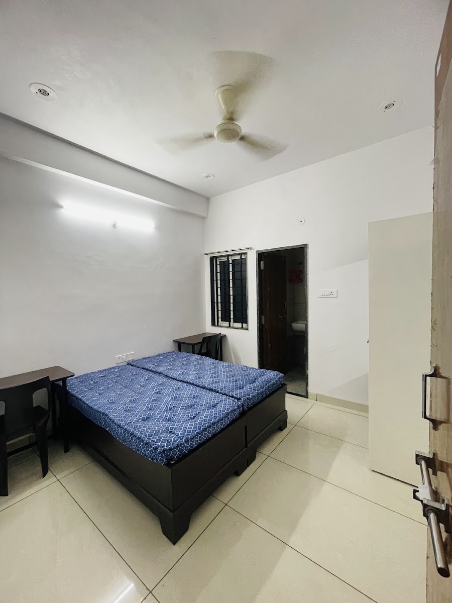 VR Boys Hostel preview 1
