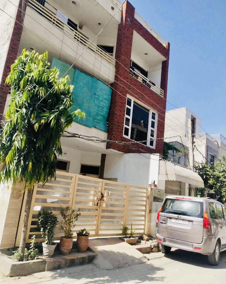 SAINI’S Pg ( hostel)