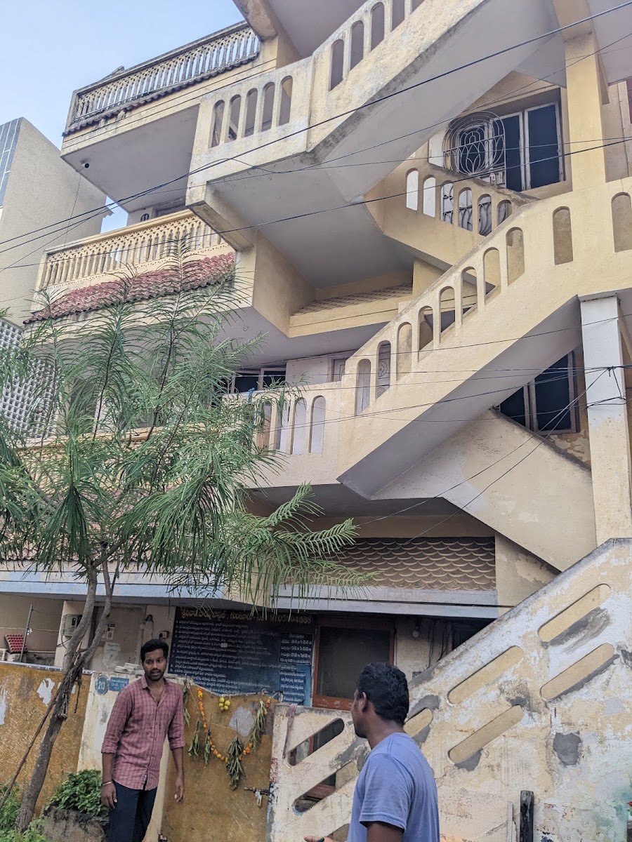 Srinivasa Boys Hostel – Boys PG in Guntur photo 1