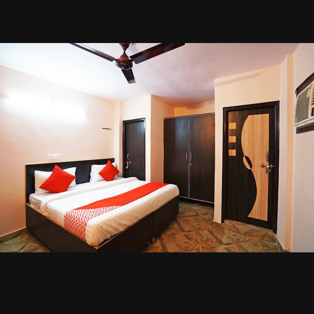 RAO P.G. Boys Hostel preview 1